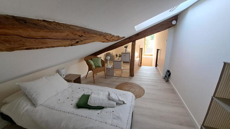 Maison - 430 m² - 19 pièces