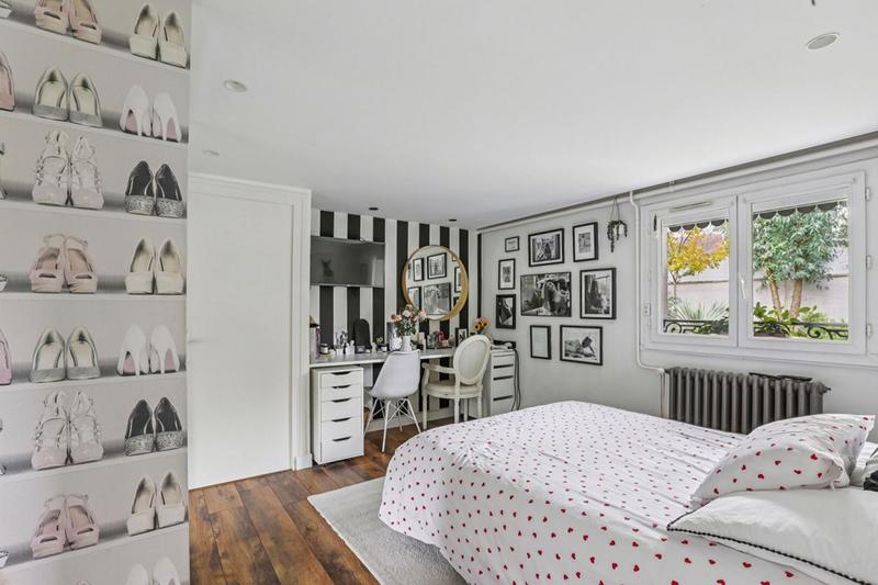 Villa - 221 m² - 6 pièces