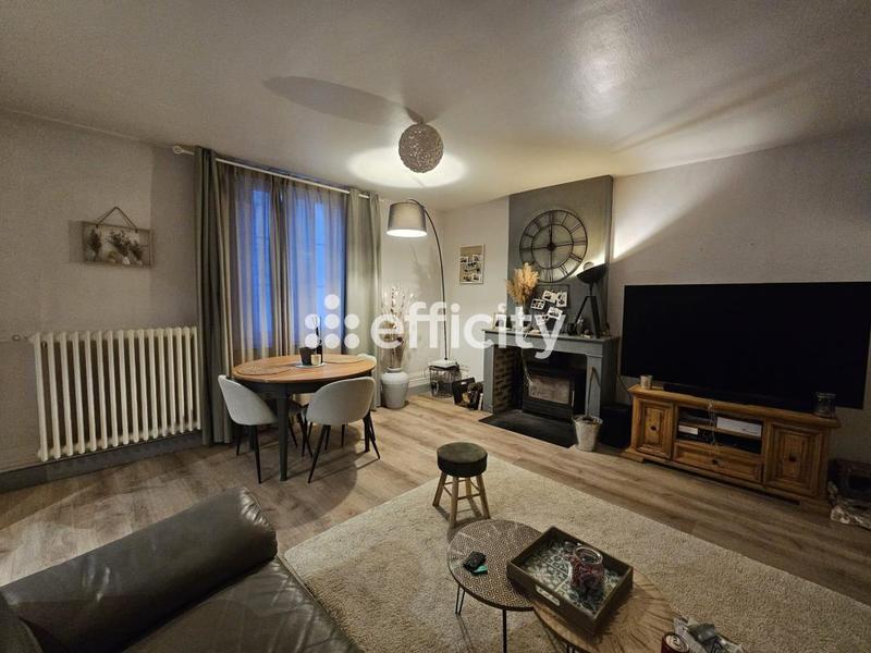 Maison - 90 m² - 4 pièces