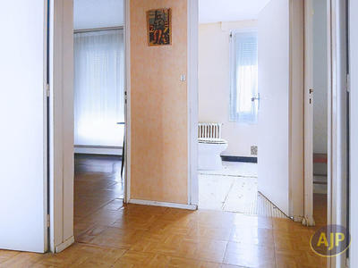 Maison - 100 m² - 6 pièces