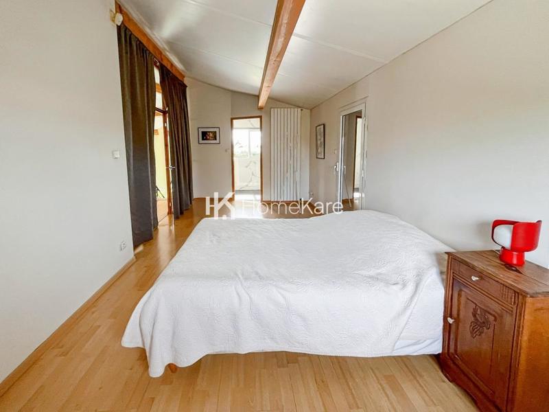 Maison - 200 m² - 6 pièces