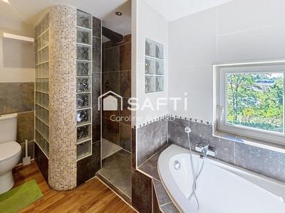 Maison - 178 m² - 5 pièces