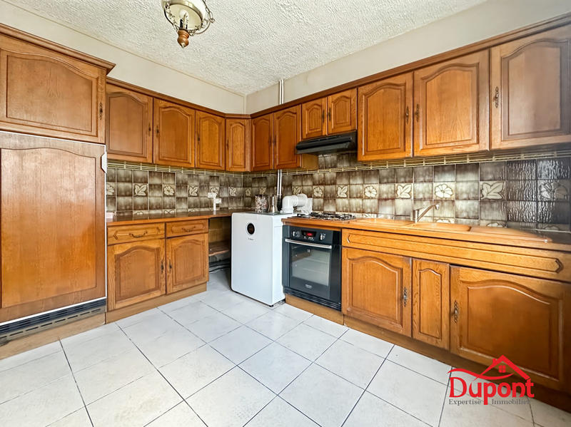 Maison - 100 m² - 5 pièces