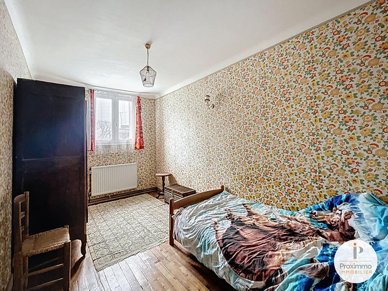 Maison - 95 m² - 6 pièces