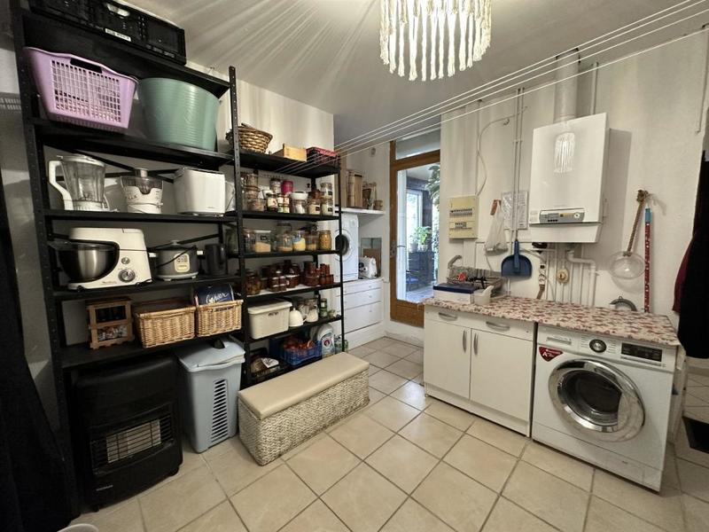 Maison de village - 215 m² - 9 pièces