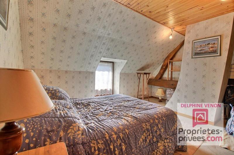 Maison - 252 m² - 6 pièces