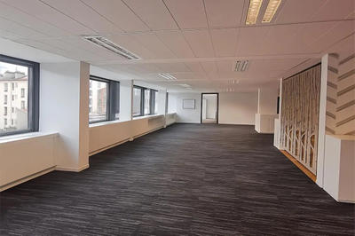 Bureau - 445 m²