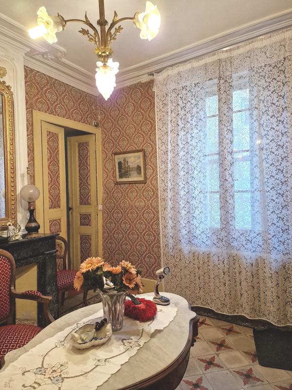 Maison ancienne - 269 m² - 10 pièces