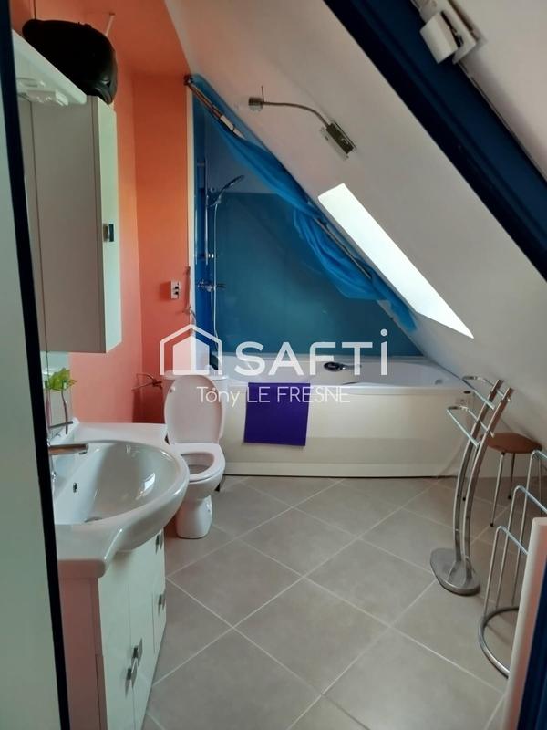 Maison - 151 m² - 7 pièces