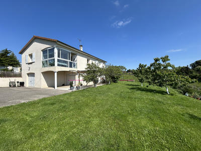 Maison - 120 m² - 4 pièces