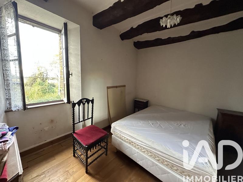 Maison - 238 m² - 7 pièces