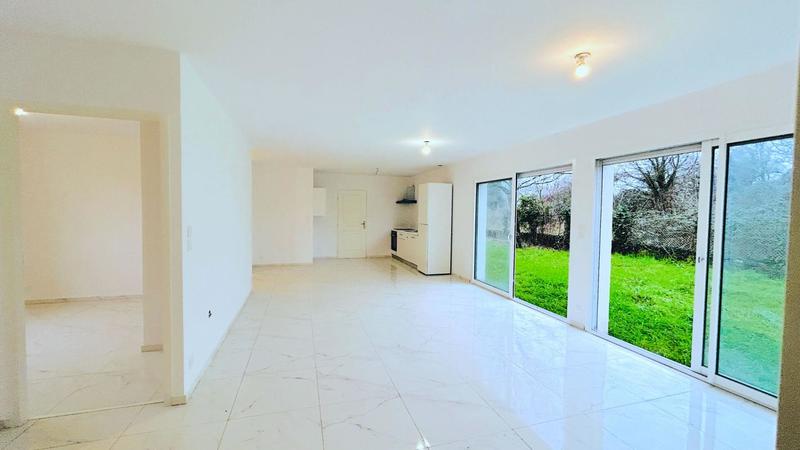 Pavillon - 94 m² - 4 pièces