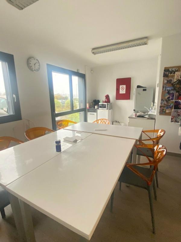 Local d'activité / Entrepôt - 563 m²