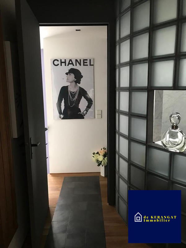 Maison contemporaine - 212 m² - 8 pièces