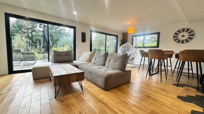 Maison - 122 m² - 5 pièces