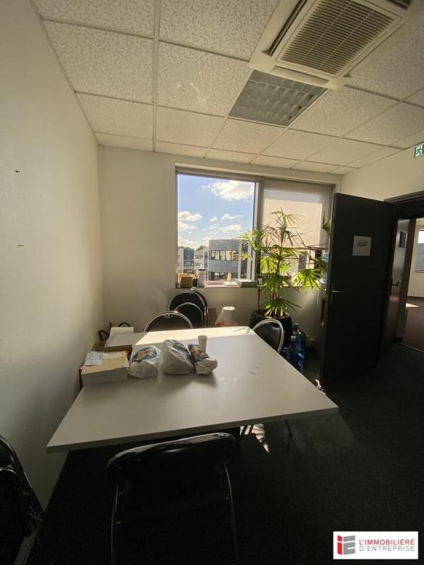 Bureau - 85 m²