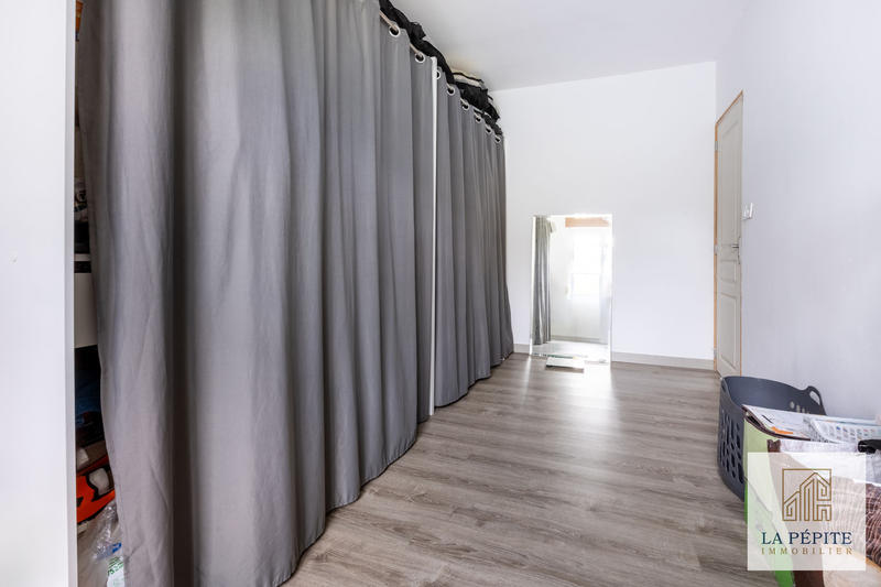 Maison - 111 m² - 6 pièces