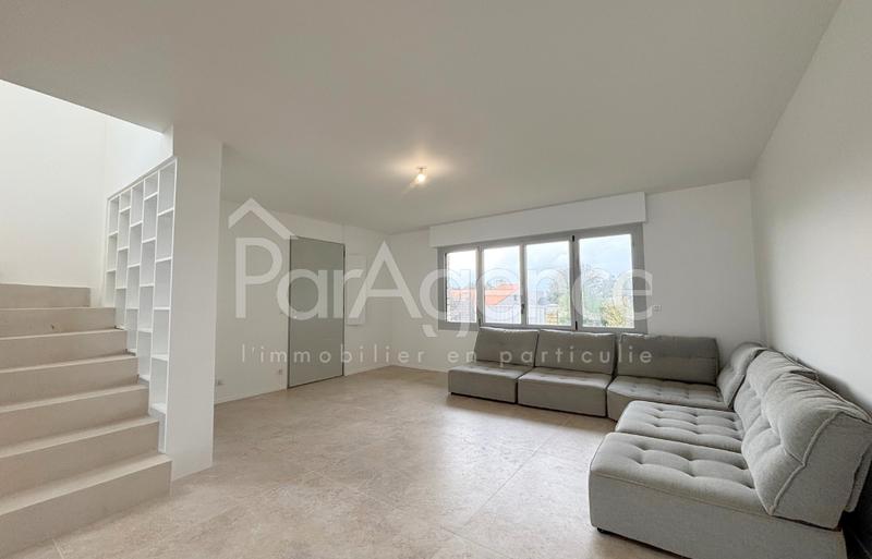 Maison - 151 m² - 6 pièces