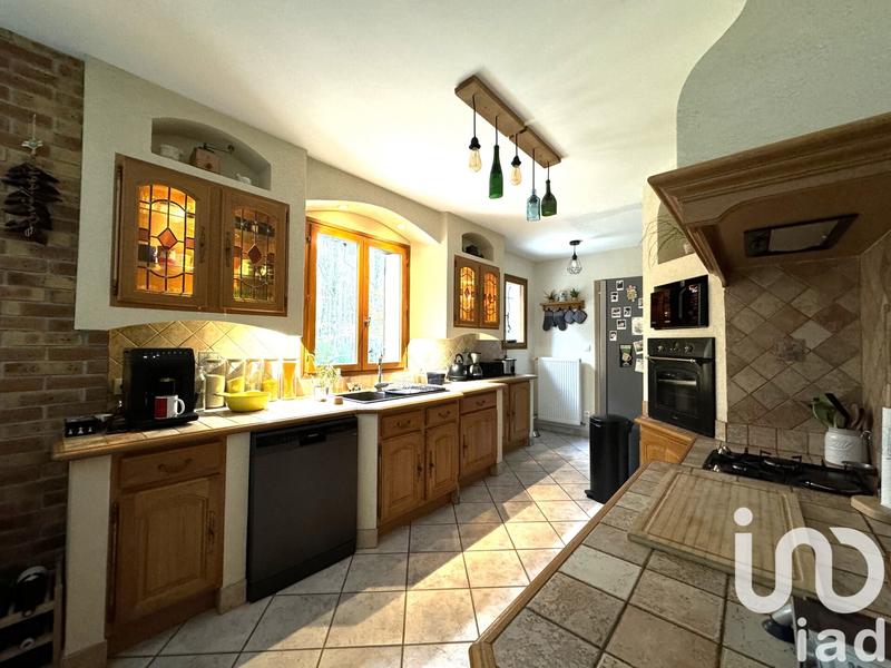 Maison - 182 m² - 6 pièces