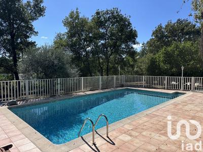 Maison - 190 m² - 6 pièces