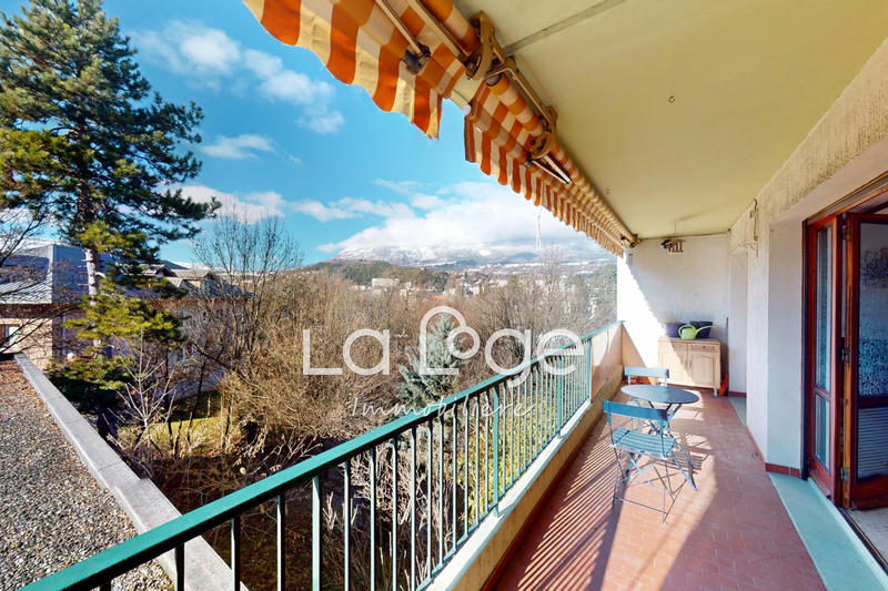 Appartement - 113 m² - 5 pièces