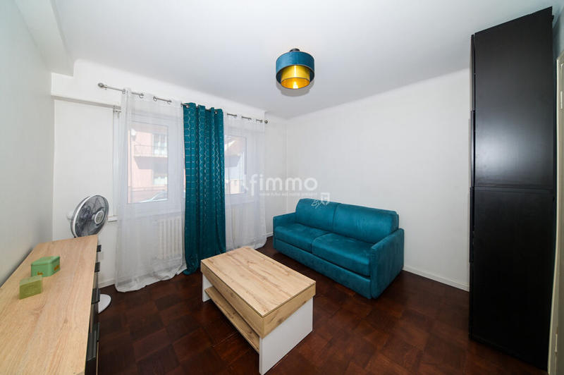 Appartement - 79 m² - 3 pièces