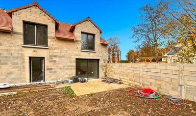 Maison - 80 m² - 5 pièces