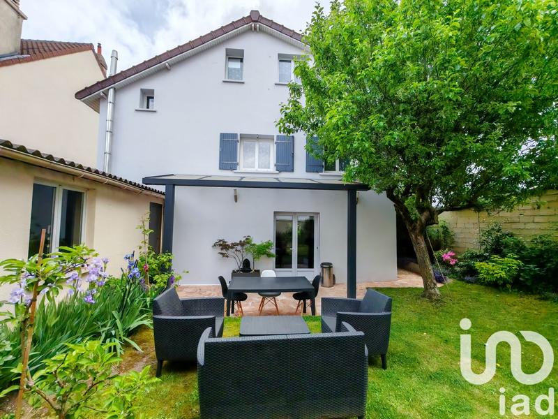 Maison - 120 m² - 5 pièces