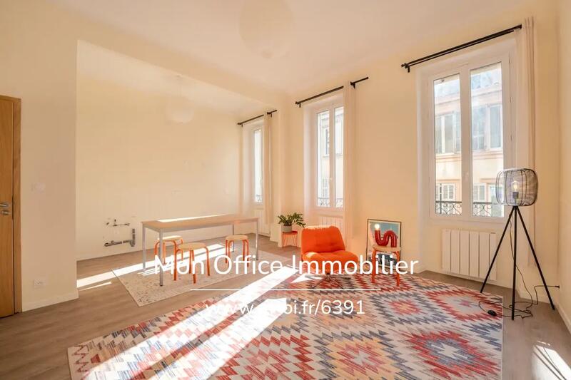 Appartement - 65 m² - 3 pièces