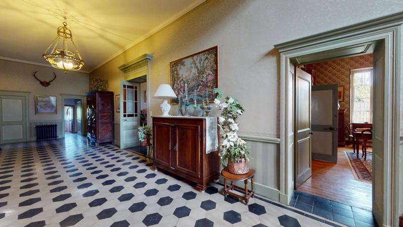 Maison de maîtres - 752 m² - 18 pièces