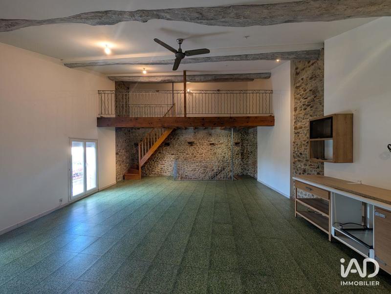 Maison - 210 m² - 3 pièces