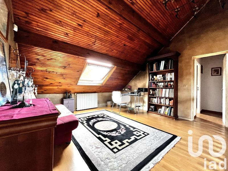 Maison - 161 m² - 7 pièces