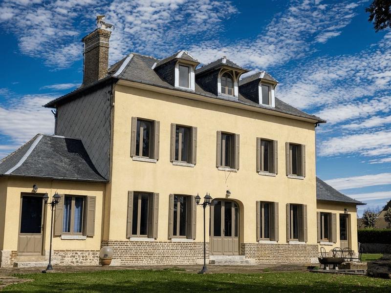 Maison - 200 m² - 8 pièces