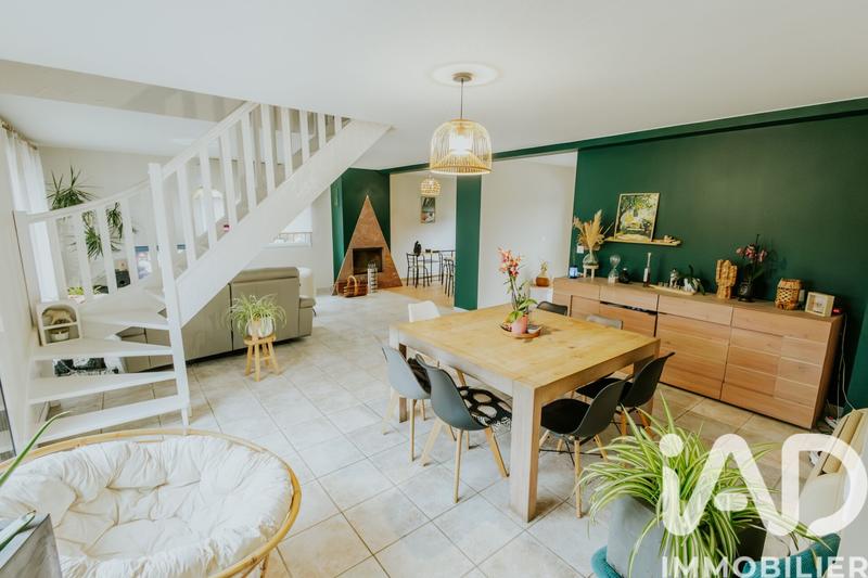 Maison - 136 m² - 6 pièces