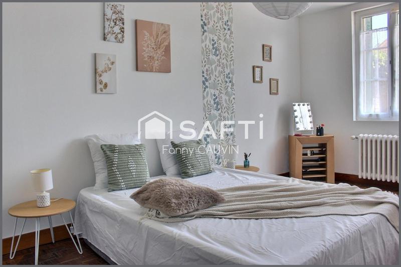 Appartement - 96 m² - 5 pièces