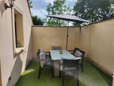 Maison - 74 m² - 5 pièces