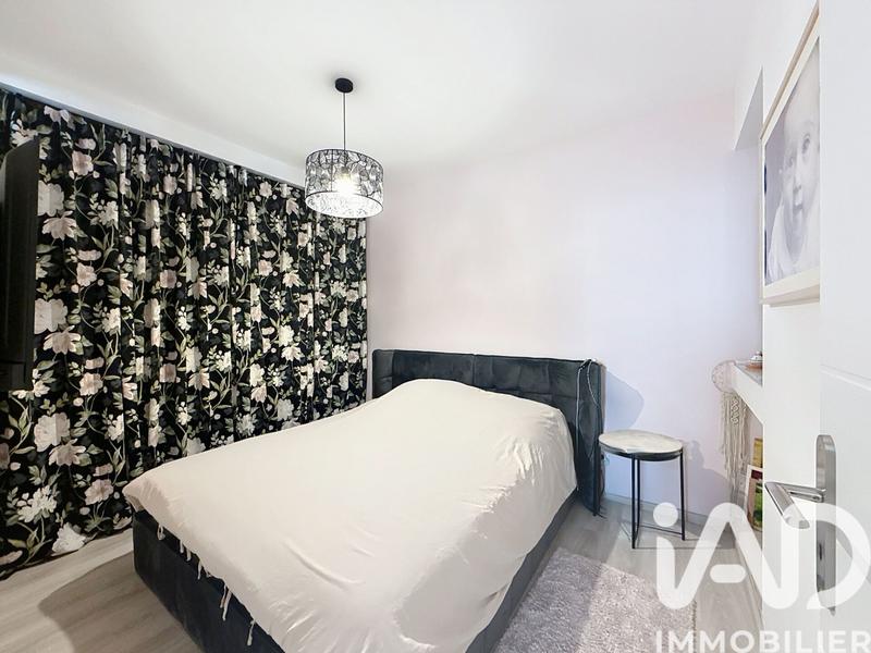 Appartement - 83 m² - 3 pièces