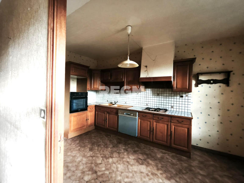 Maison - 102 m² - 4 pièces