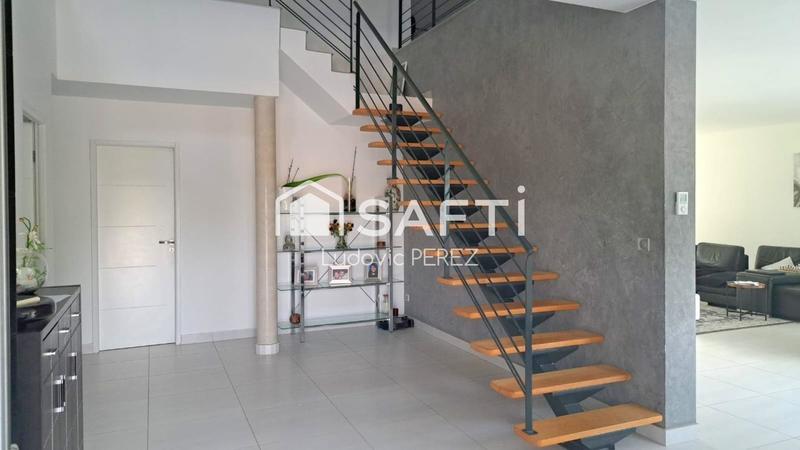 Maison - 290 m² - 5 pièces