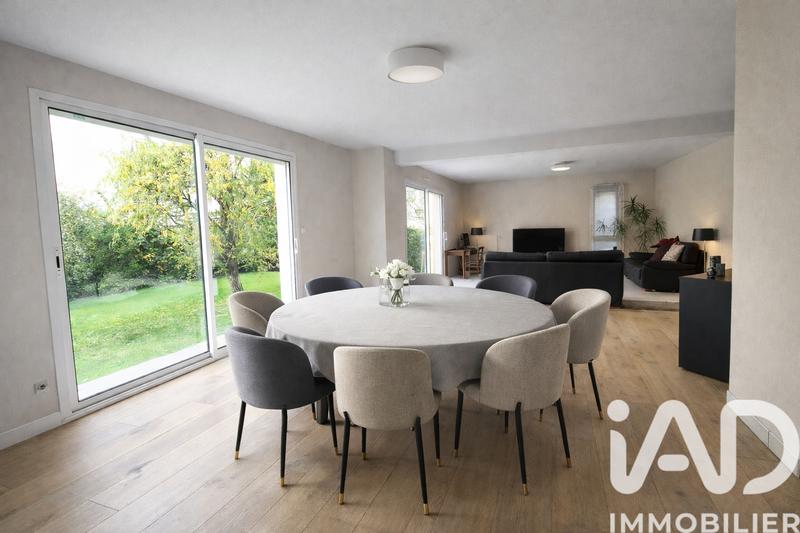 Maison - 190 m² - 8 pièces