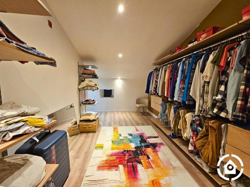 Maison ancienne - 498 m² - 11 pièces