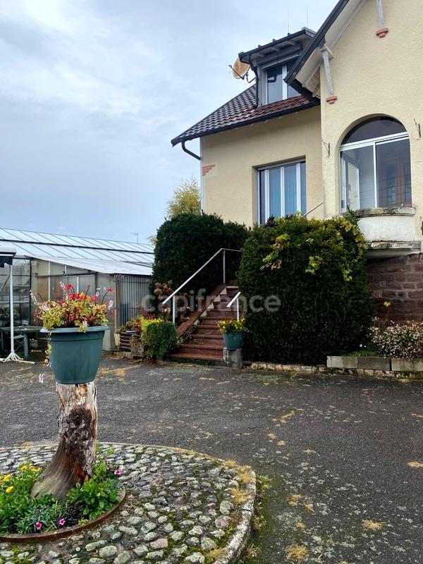 Maison - 160 m² - 7 pièces