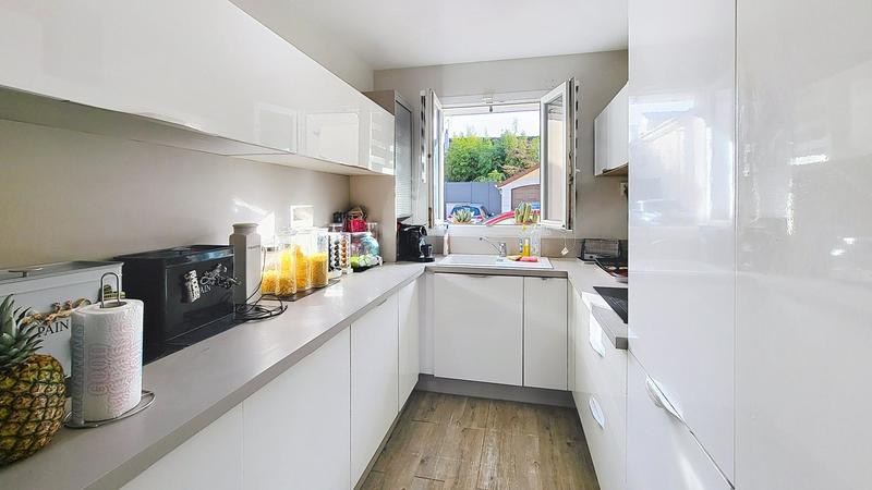 Maison - 96 m² - 5 pièces