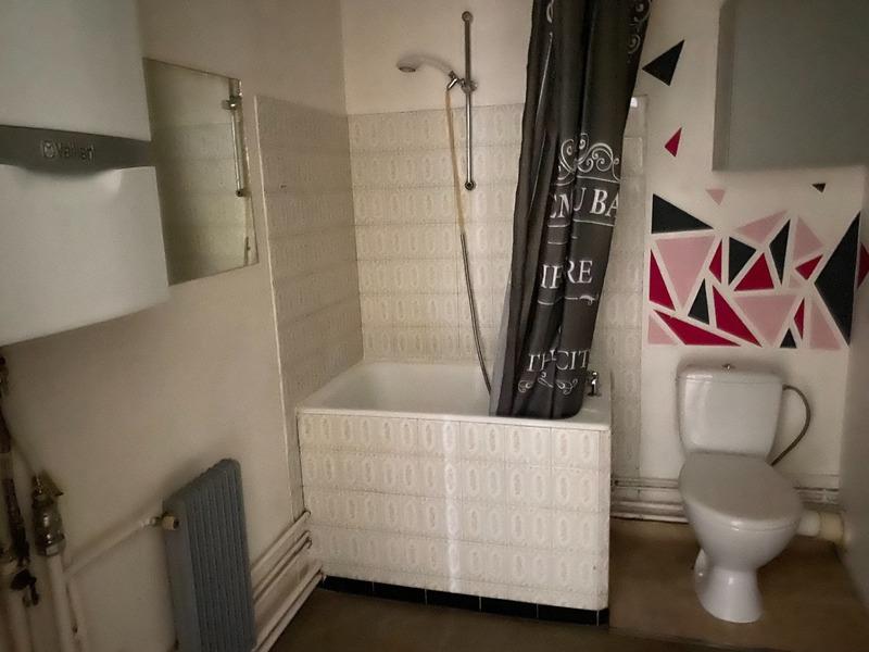 Immeuble - 140 m² - 9 pièces