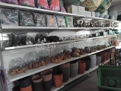 Local commercial - 220 m² - 2 pièces