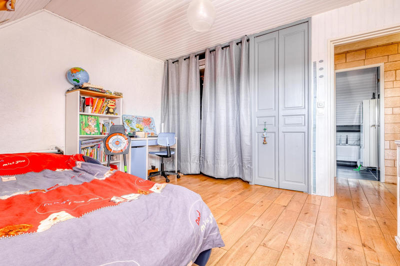 Maison - 133 m² - 5 pièces