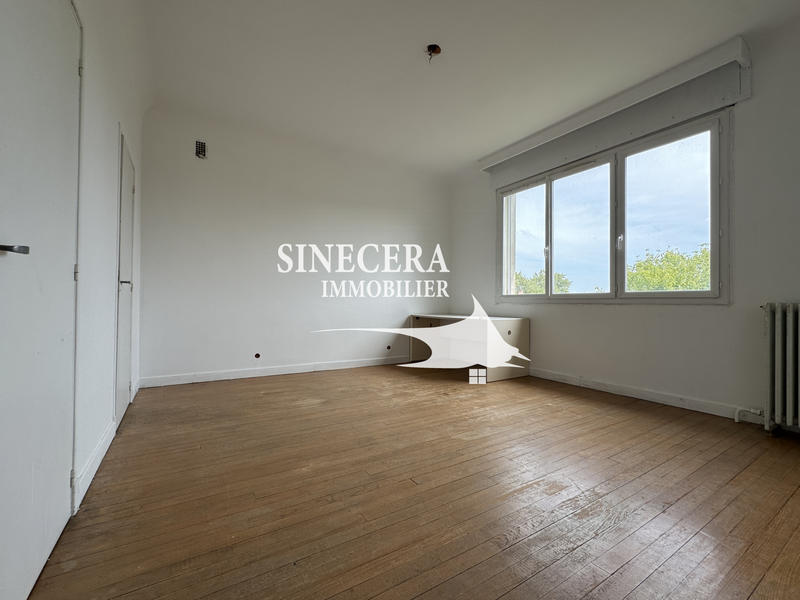 Propriété - 600 m² - 16 pièces