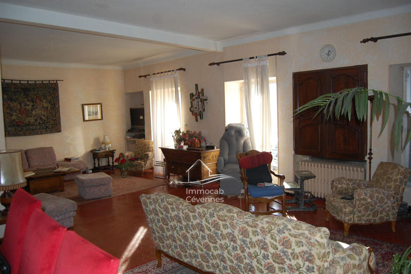 Appartement - 222 m² - 6 pièces