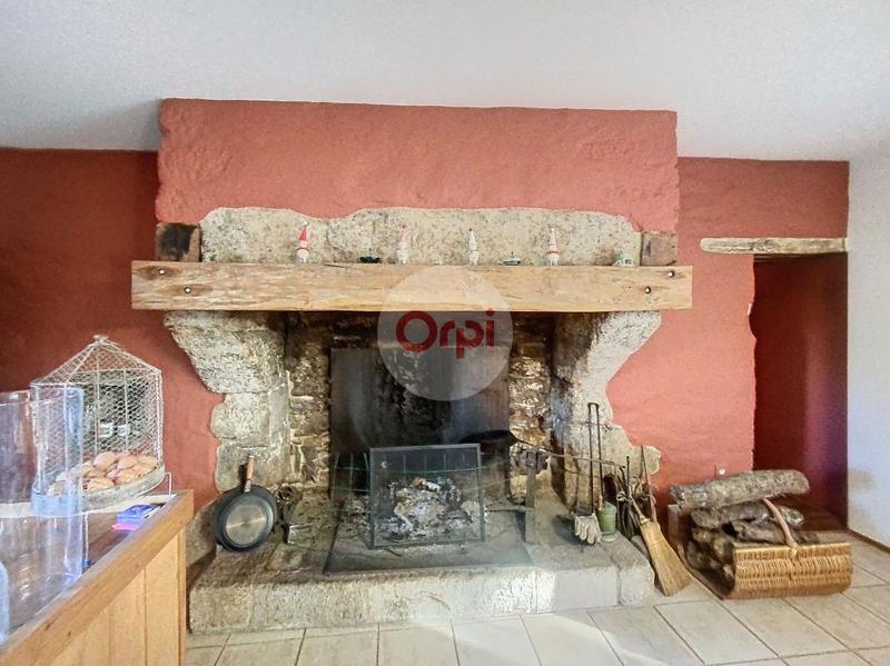 Maison - 234 m² - 5 pièces