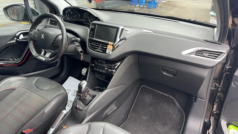 Peugeot 208 II 1.2 PureTech 110 Gt Line